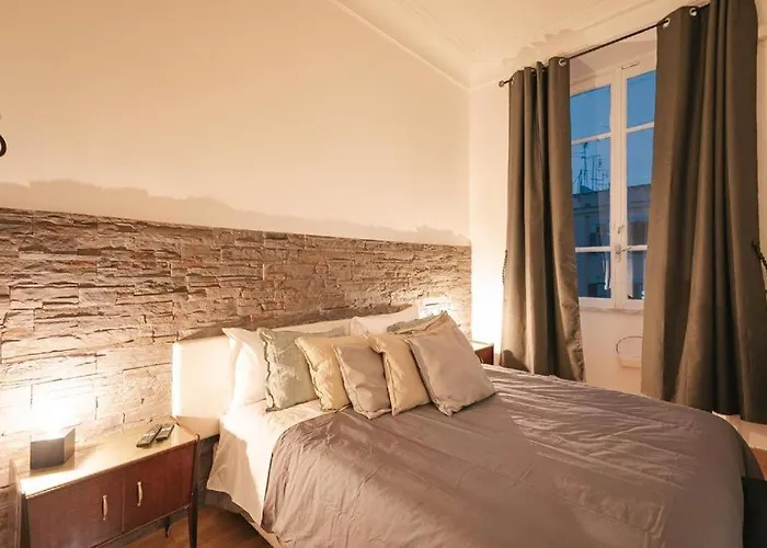Rdr Etruria Apartment *